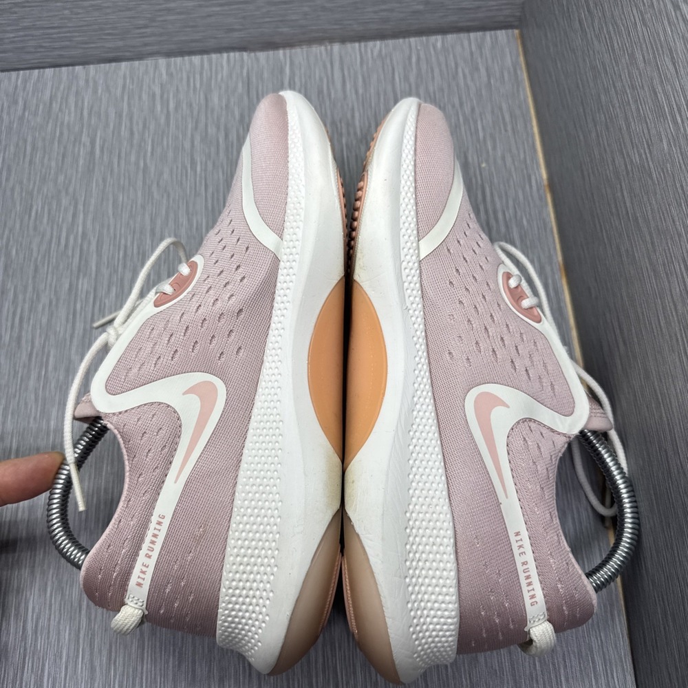 Nike Joyride Run Flyknit Women's Running Shoes Pink White Cushioned Size 8 - Picture 6 of 9